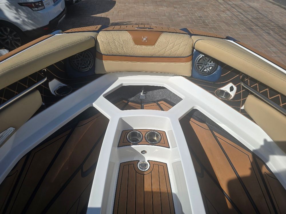 2020 Nautique GS24 - 24