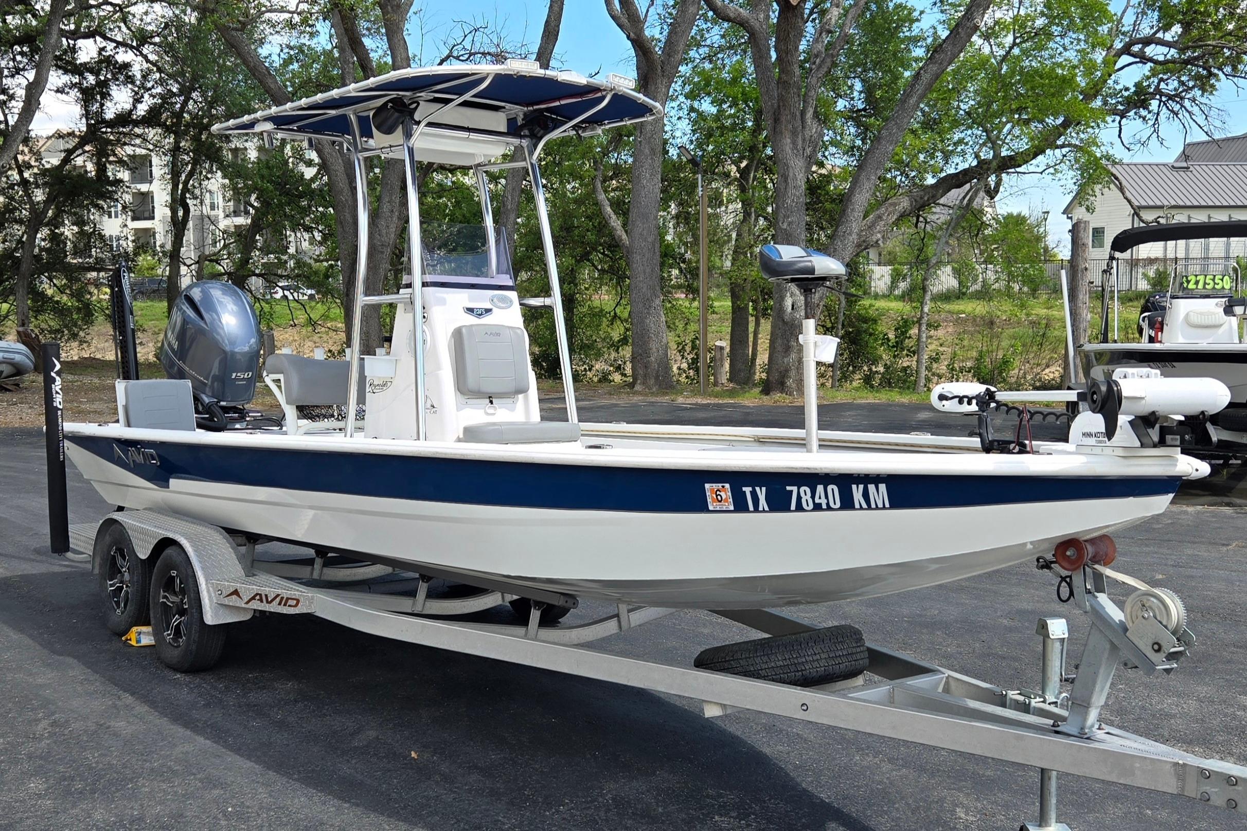 2022 Avid 23 FS