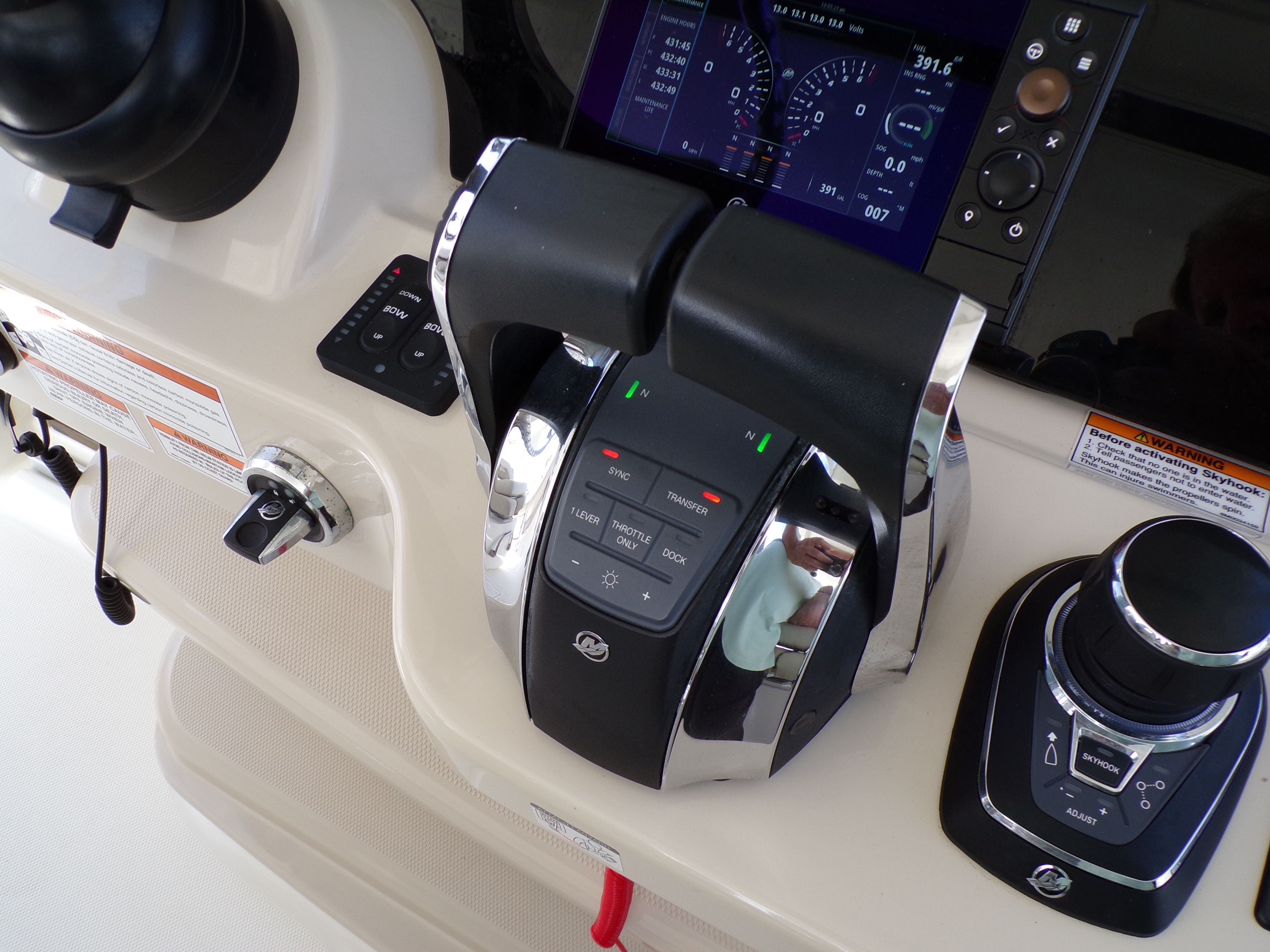 2018 Boston Whaler 420 - 36