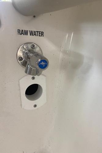 2024 Key West 250 Bay Reef raw water inlet valve