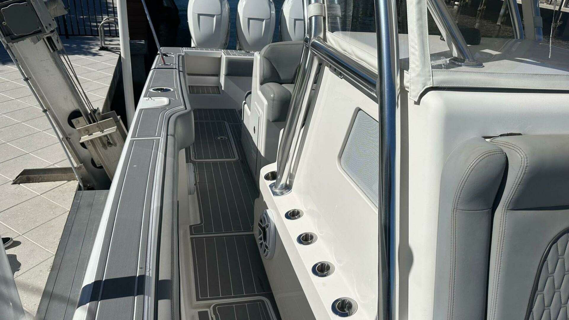 2021 BlackWater 36 SF - Image 9