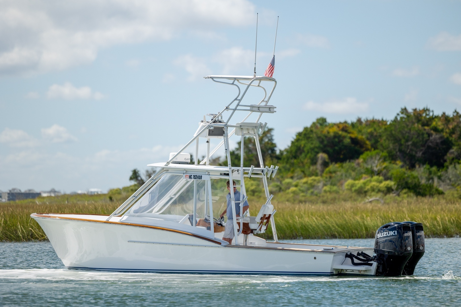 2005 Custom Carolina 26 Tideline Express - Image 14