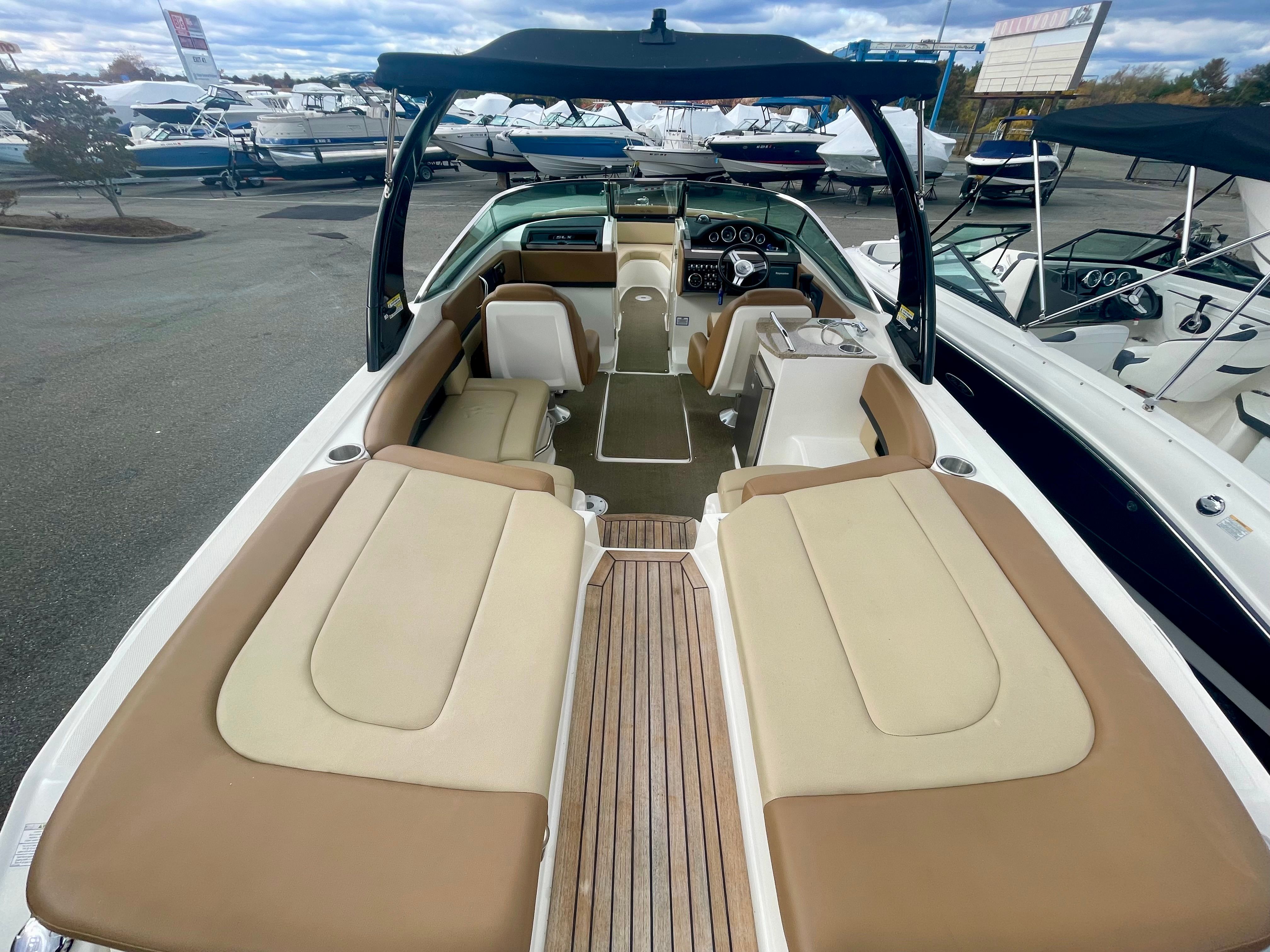 2014 Sea Ray SLX 250 - 4