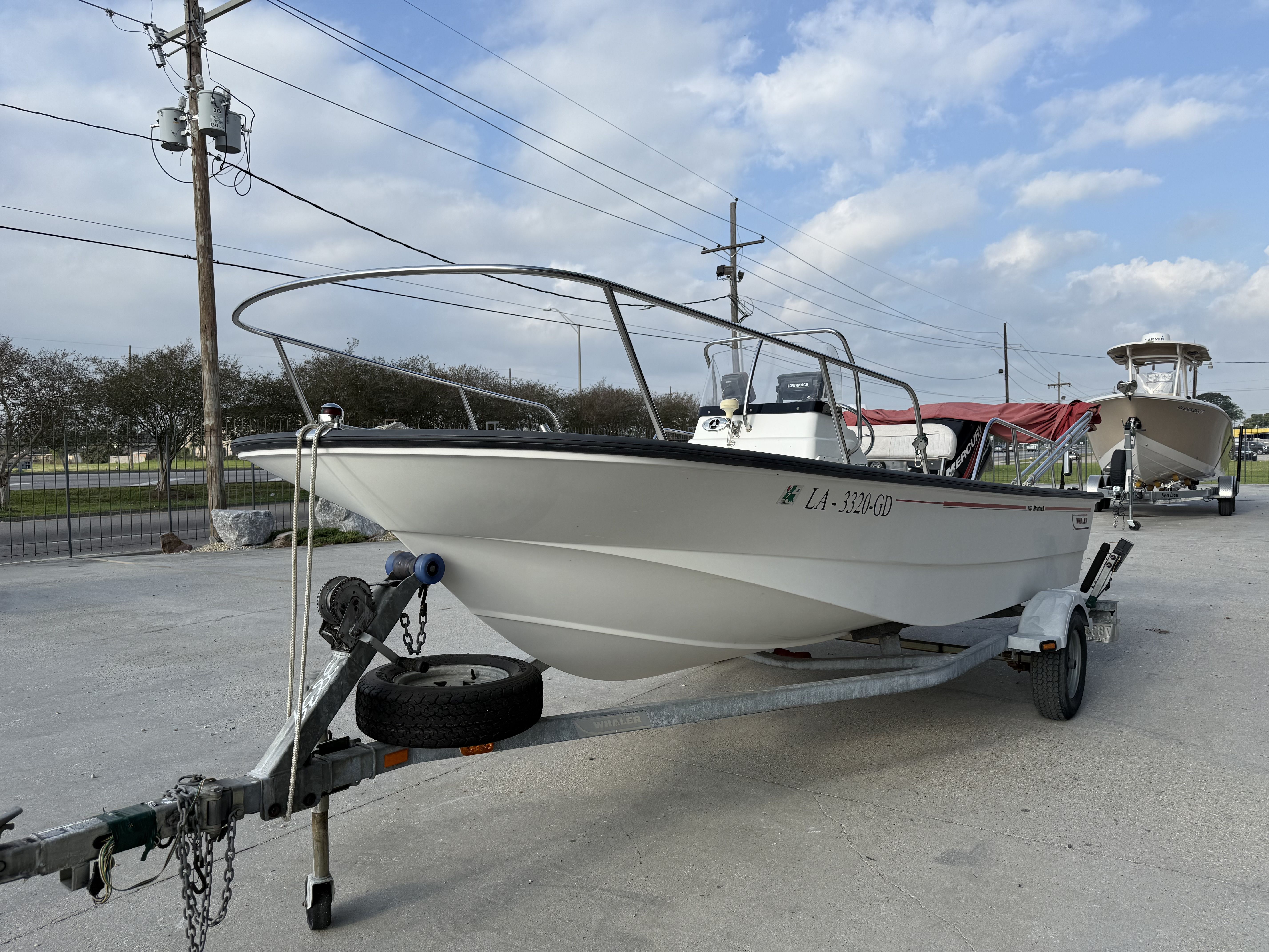 2005 Boston Whaler 17 Montauk - 10