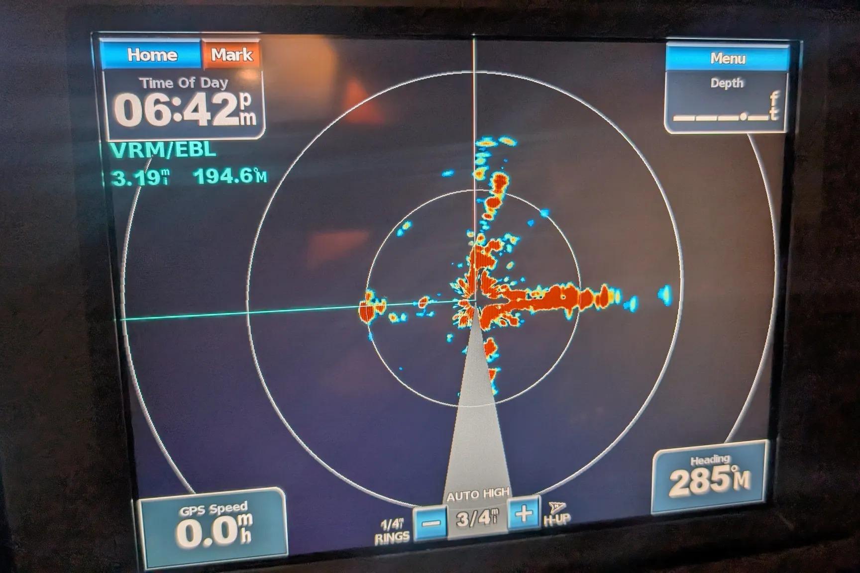 Radar display on 2015 Ranger Tugs R-29 S, showing navigation data and heading.