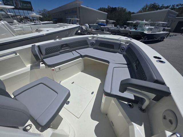 2026 Cobia 285 Open Center Console - 34