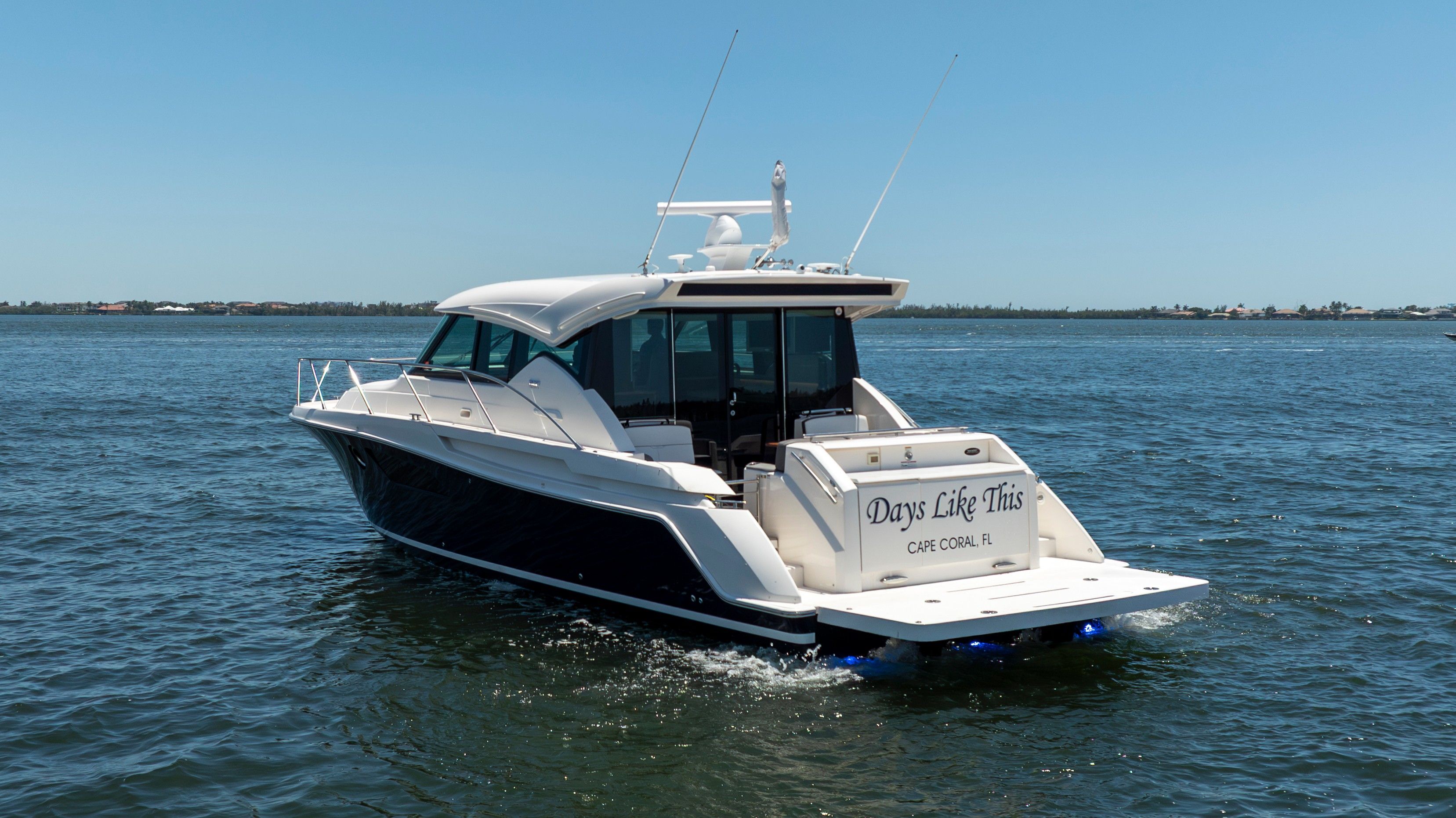 2018 Tiara Yachts 44 Coupe - 44