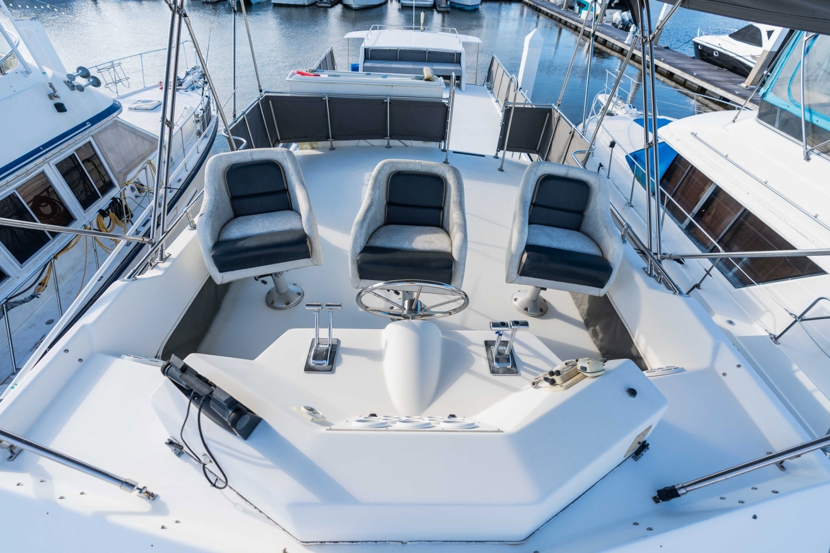 2001 Harbor Master 520 Coastal - Image 11