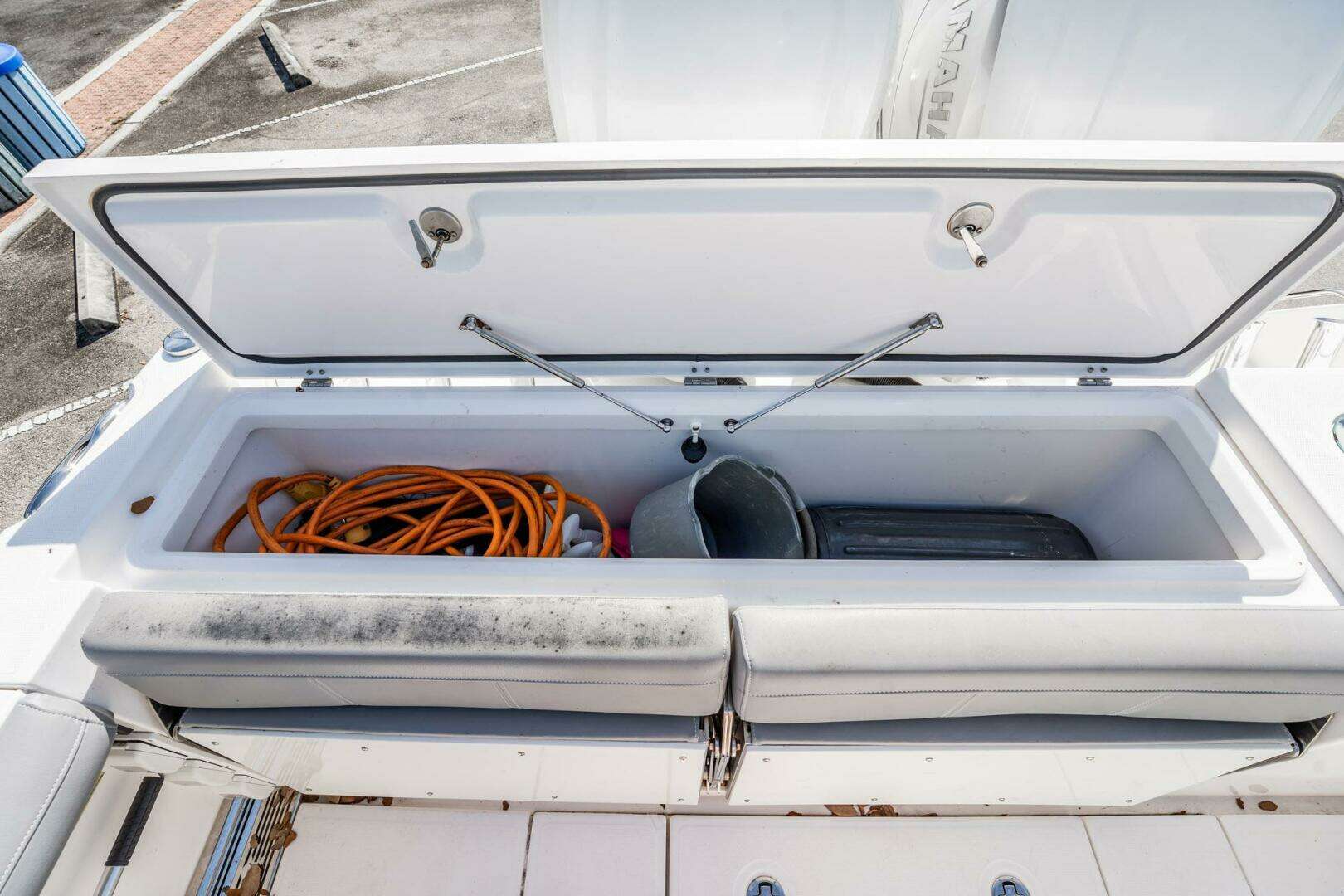 2021 Everglades 335 Center Console - Image 48