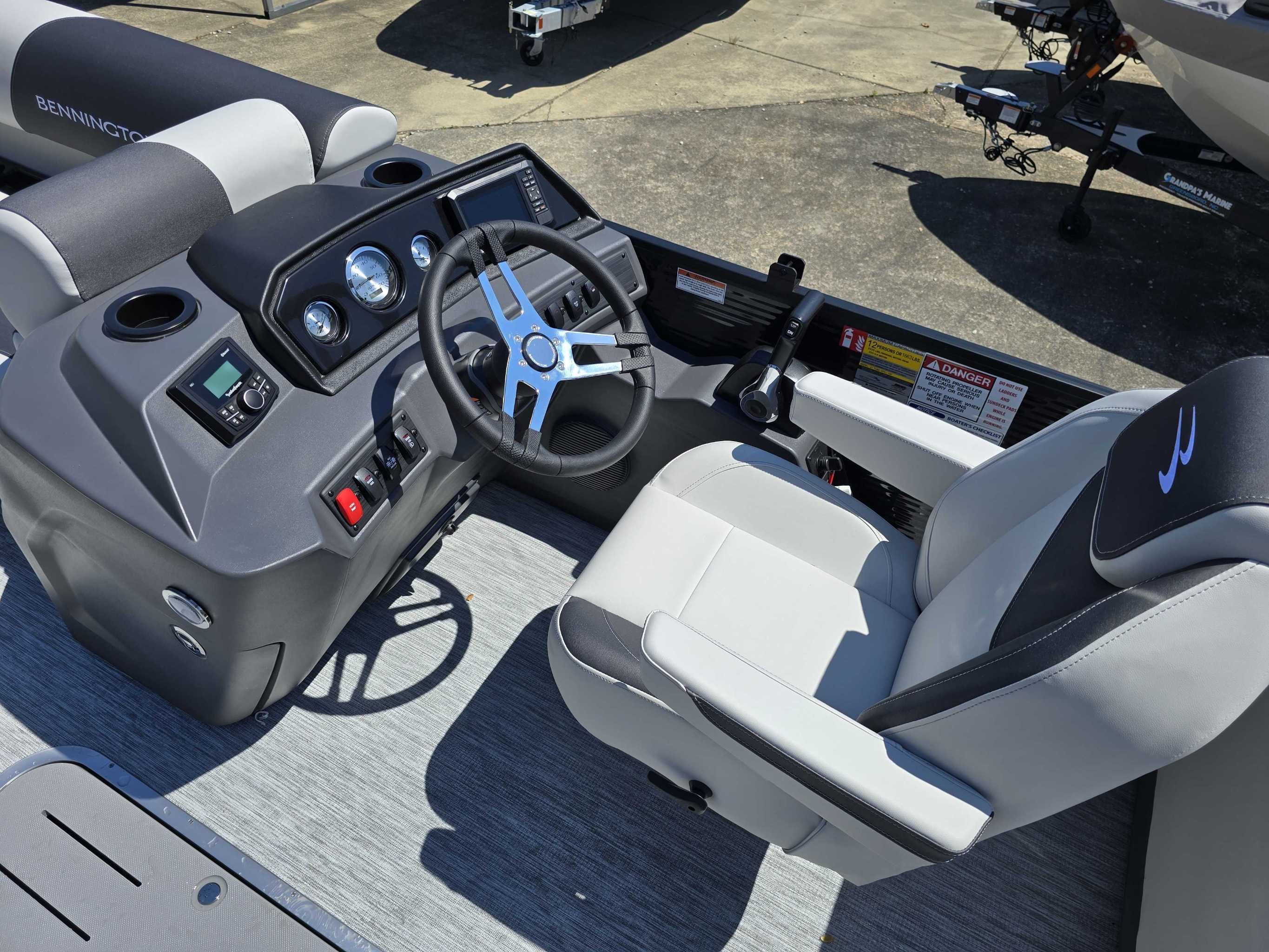 2026 Bennington 22SSR - 6