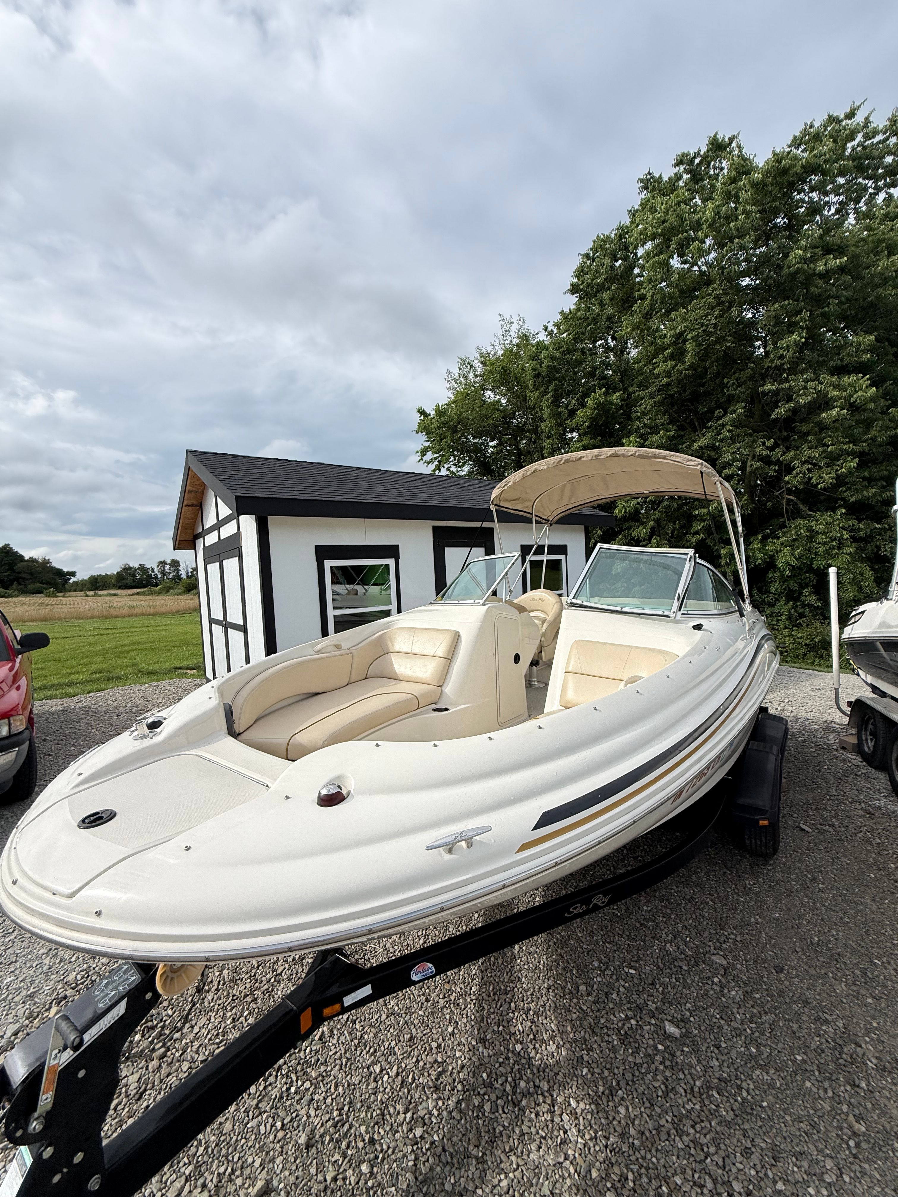 2001 Sea Ray 190 Sundeck