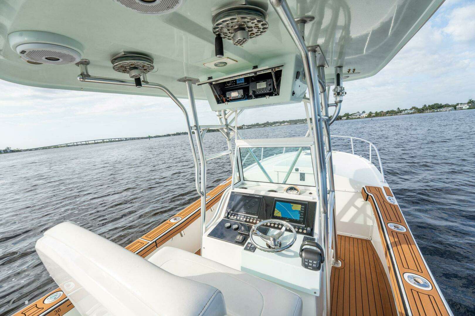 2009 Bimini 24 Center Console - Image 18