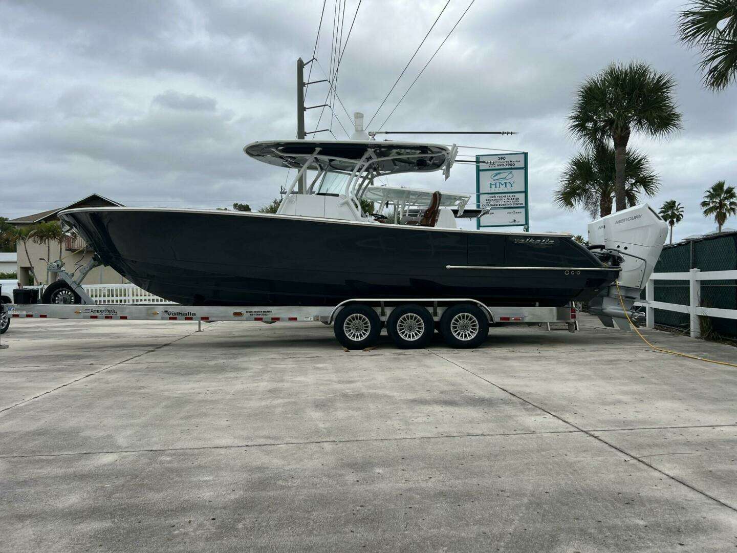 2023 Valhalla Boatworks V-33 - Image 4