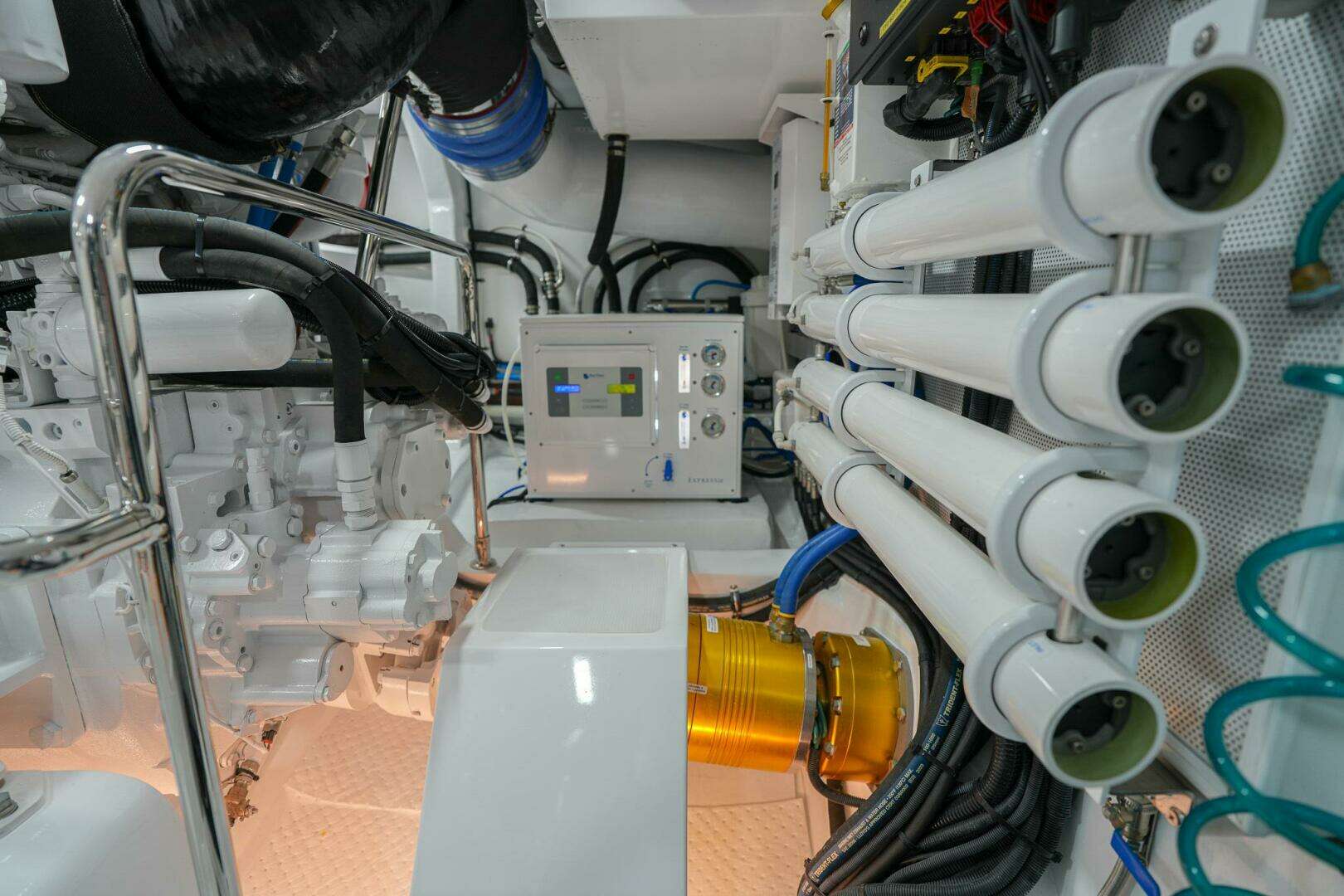 2025 Marlow Explorer 70E-CB - Image 65