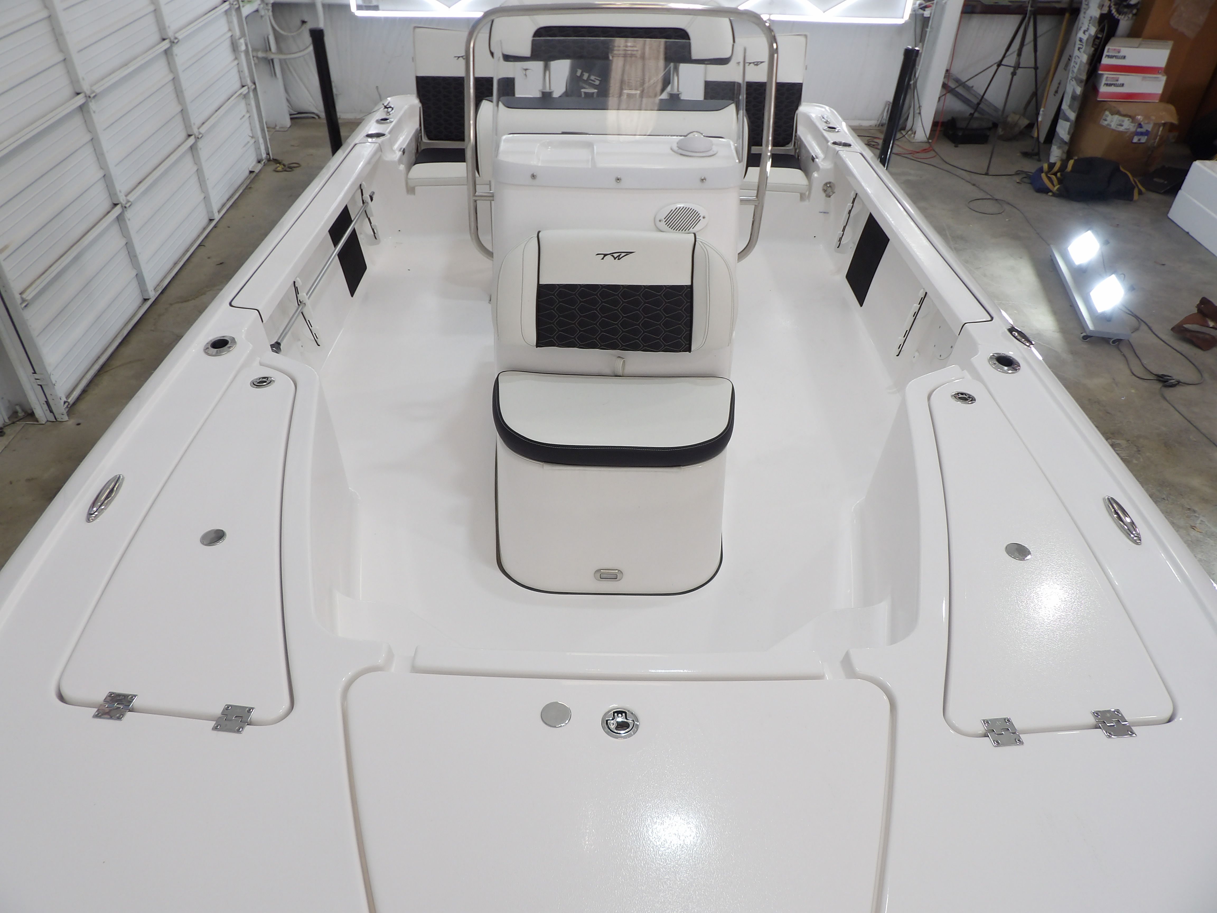 2026 Tidewater 1910 Bay Max - 9