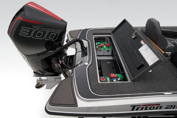 2025 Triton 21XP Patriot - 54