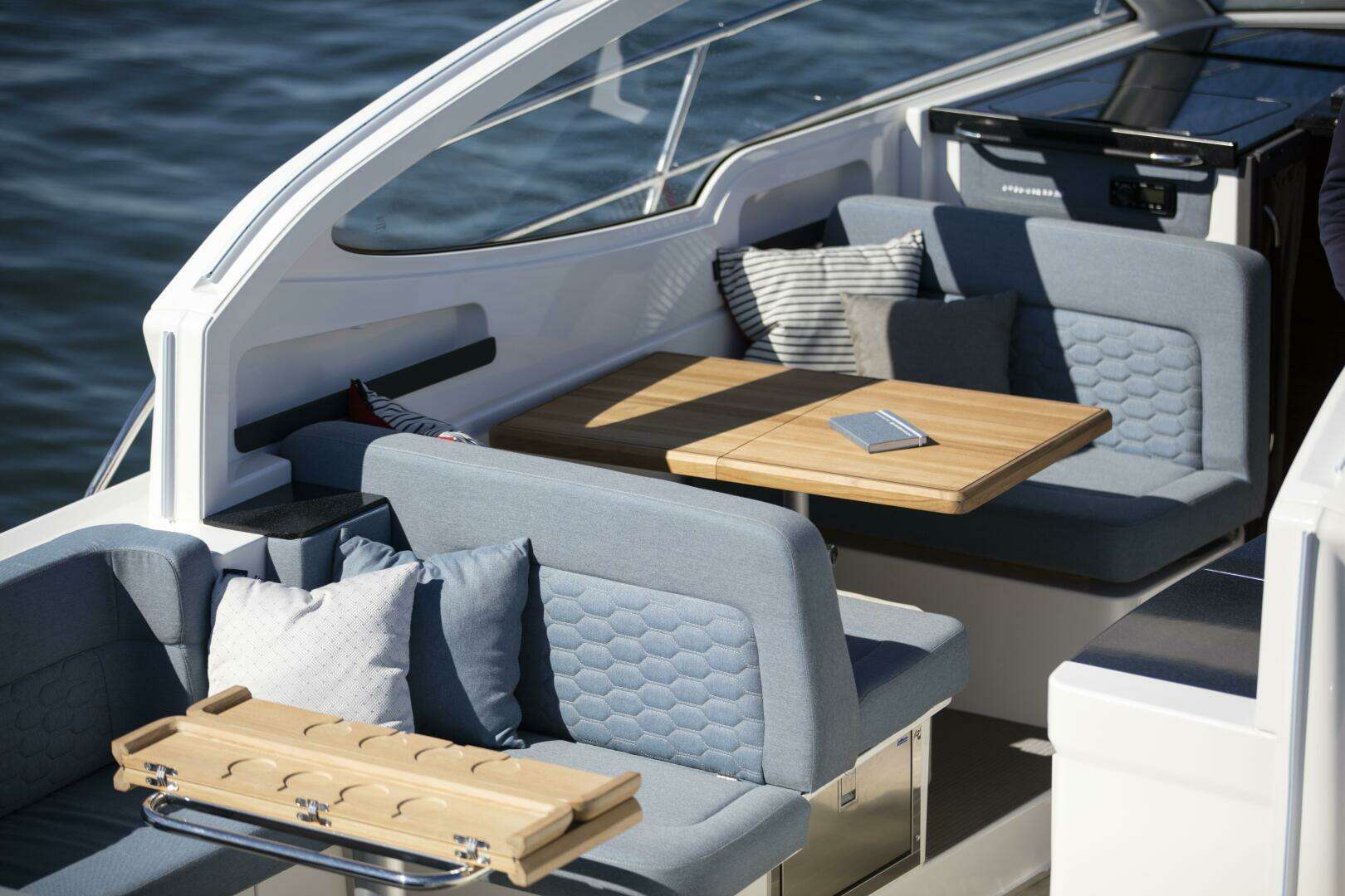 2026 Nimbus 305 Drophead - Image 14