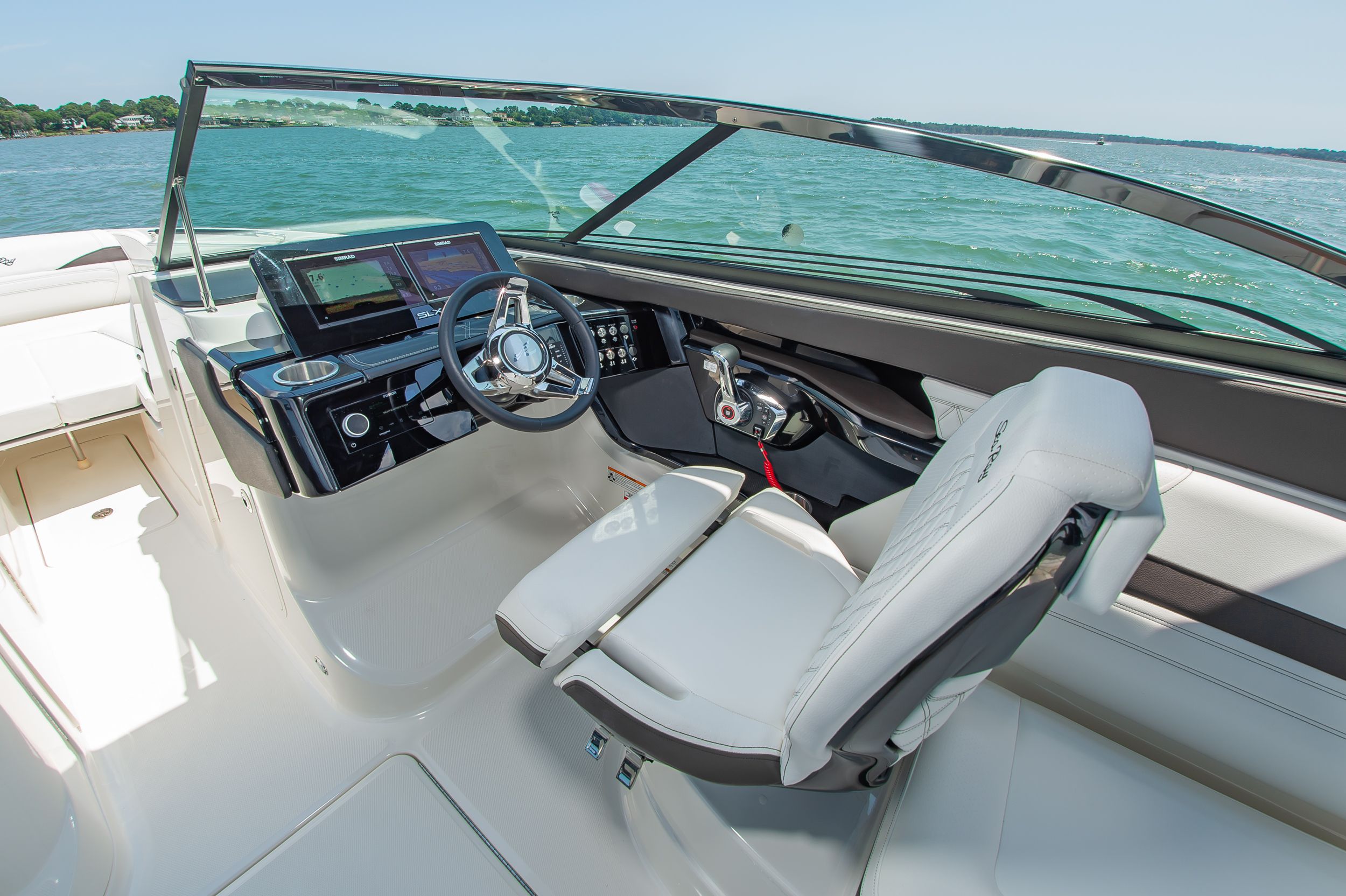 2023 Sea Ray SLX 260 - 18