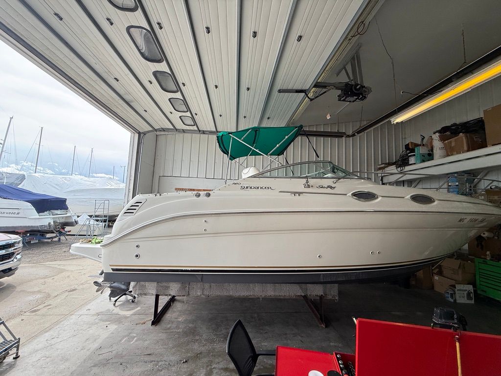 2000 Sea Ray Sundancer 260