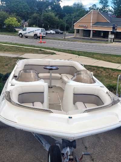 2000 Harris Kayot 22v star w/ Mercruiser