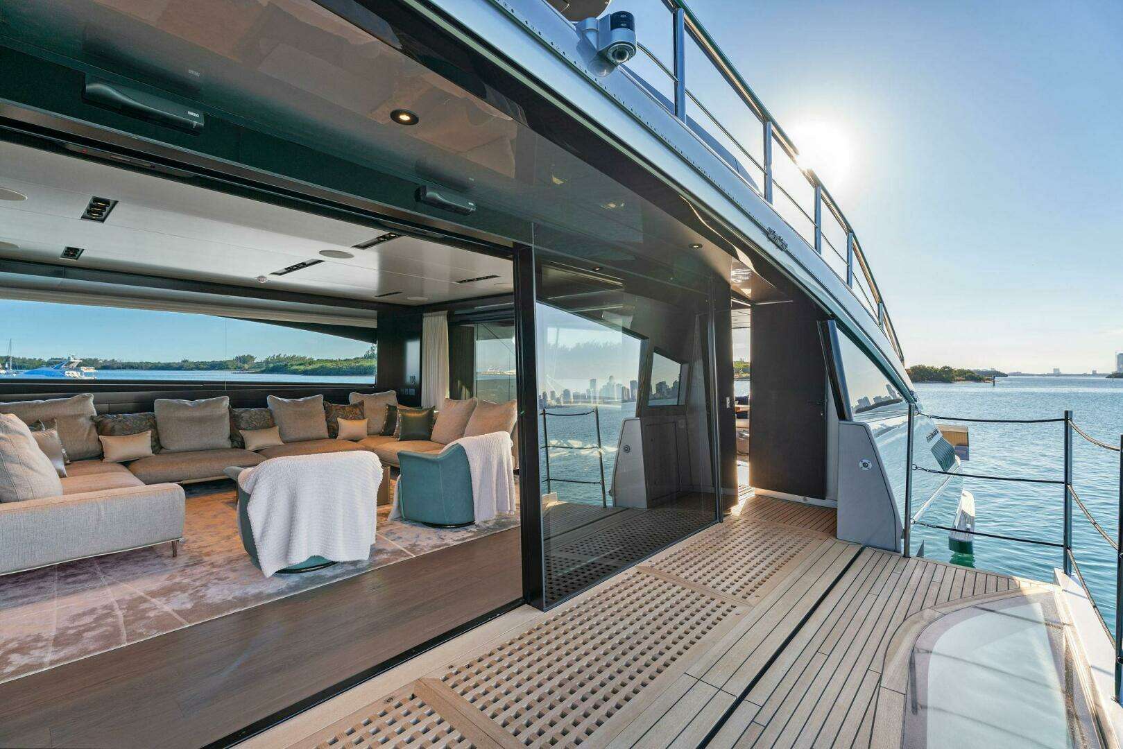 2023 Pershing GTX Motoryacht - Image 58