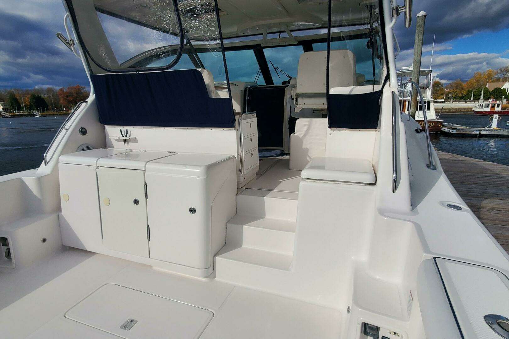 2006 Tiara Yachts 4200 Open - Image 4