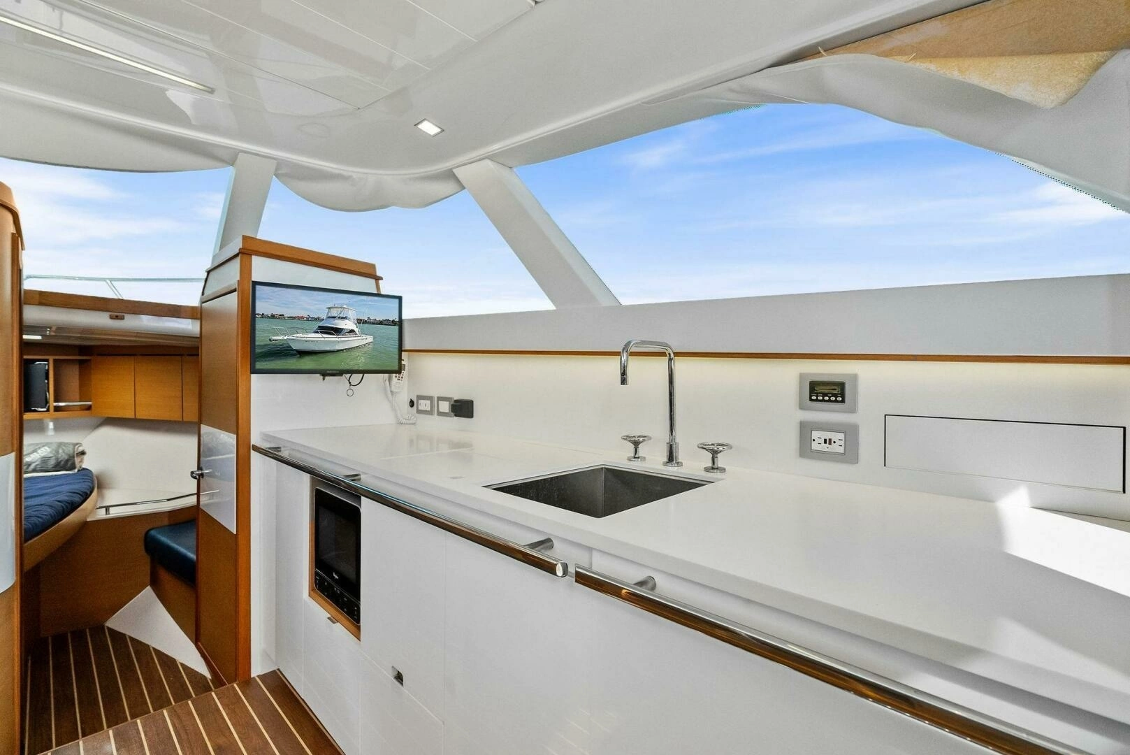 2017 Bertram 35 Flybridge - Image 11