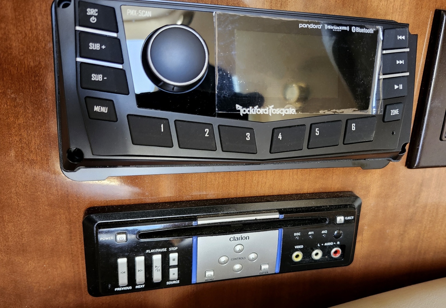 2007 Carver 36 Mariner - Image 31