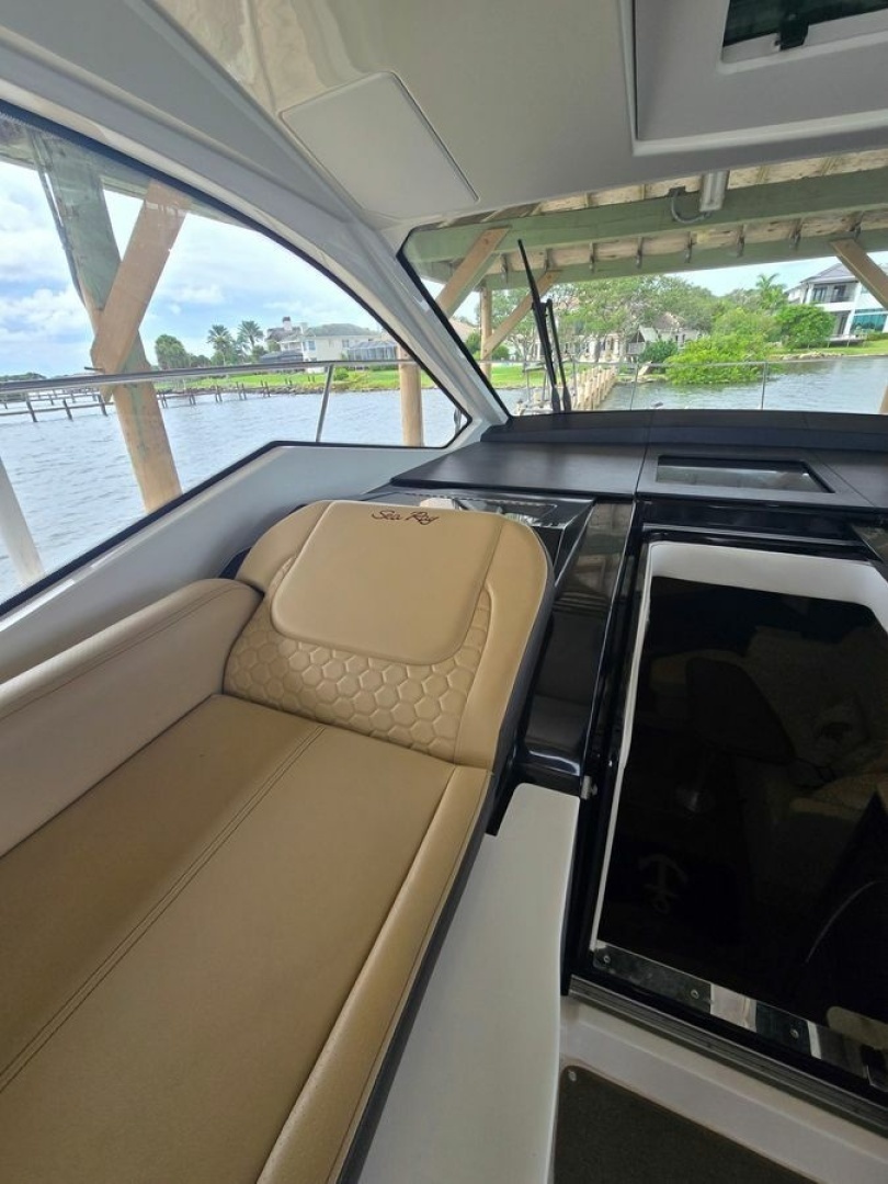 2018 Sea Ray — - Image 28