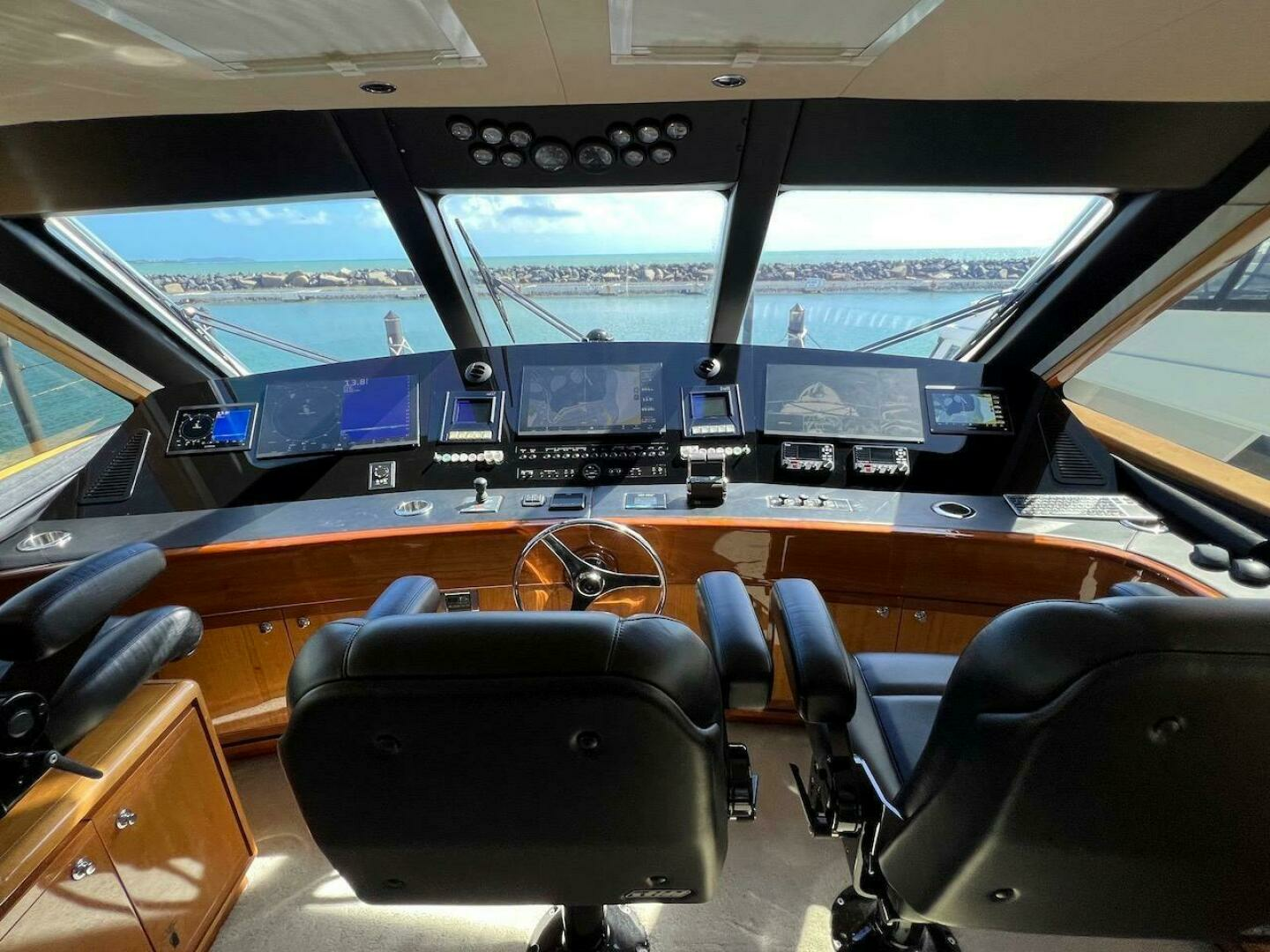 2004 Bertram 67 - Image 20