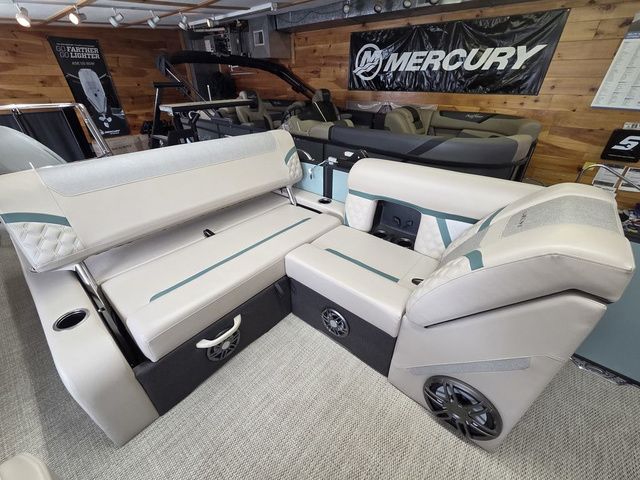 2026 Crest Conquest 230 SLS Tri-Toon 200hp, Trailer and Exten - 18