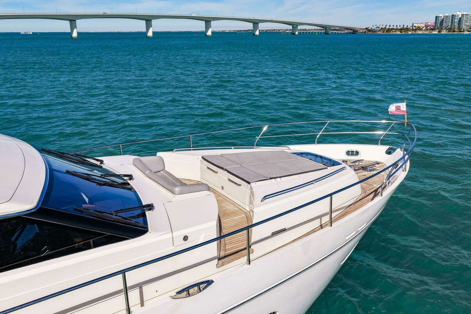 2014 Princess Y72 - Image 10