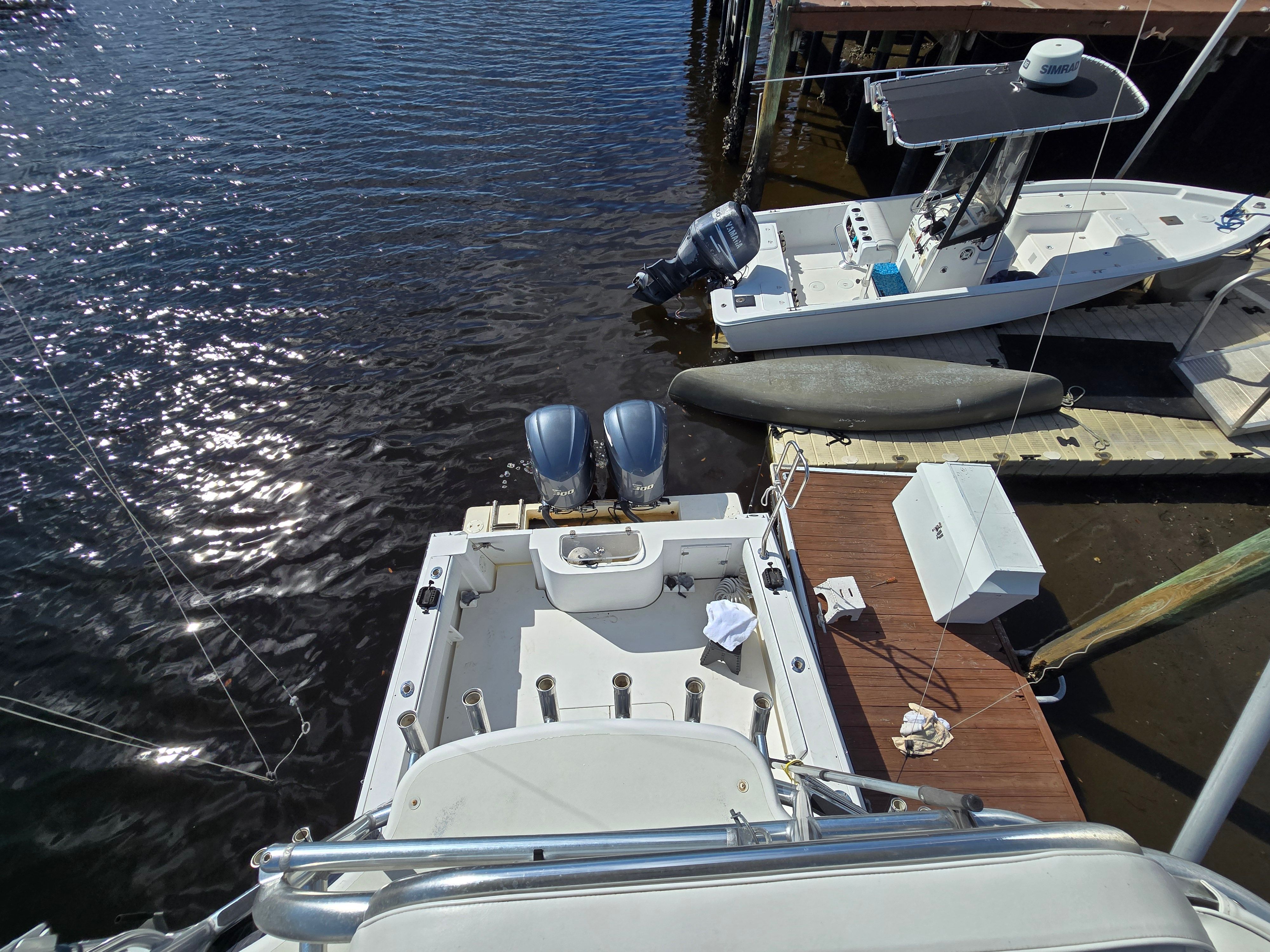 2005 Contender 35SC Express - 51