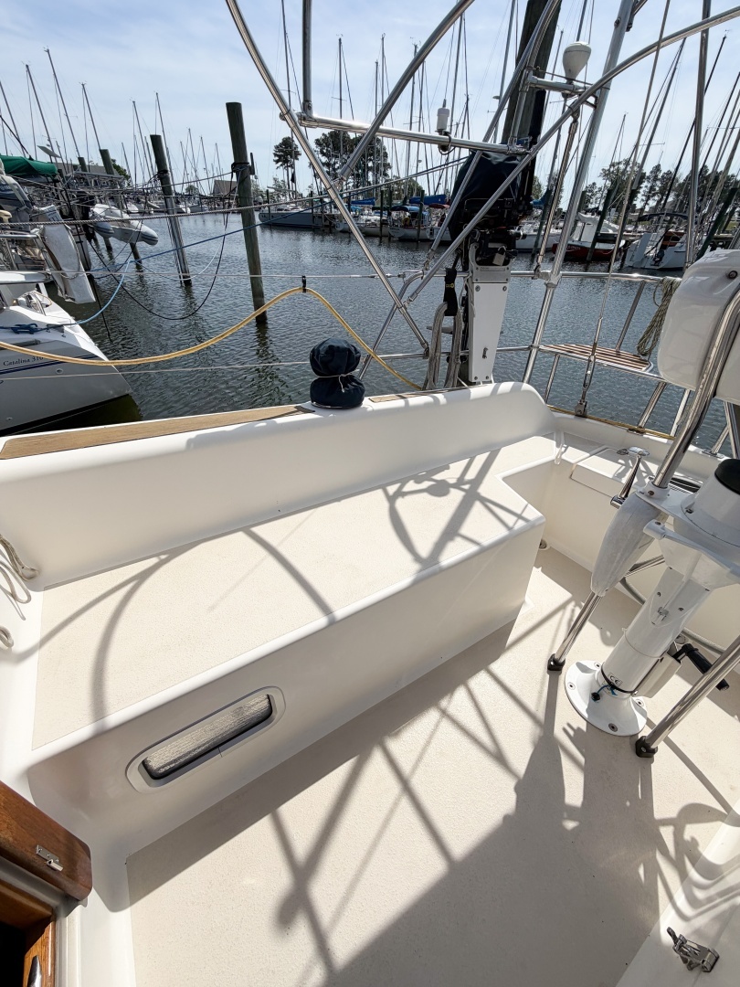 2001 Caliber 40 LRC - Image 19
