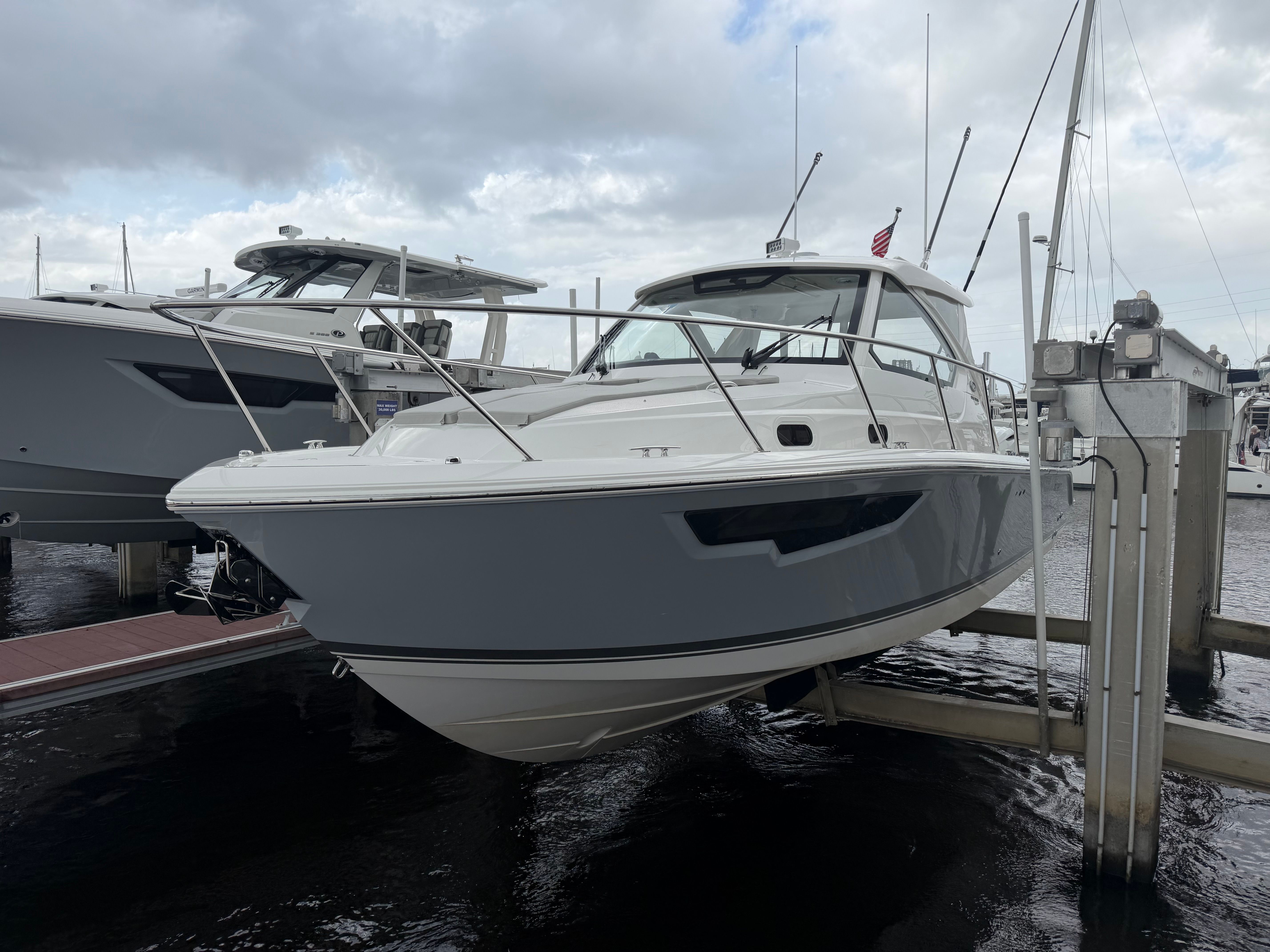 2026 Pursuit OS 325 Offshore