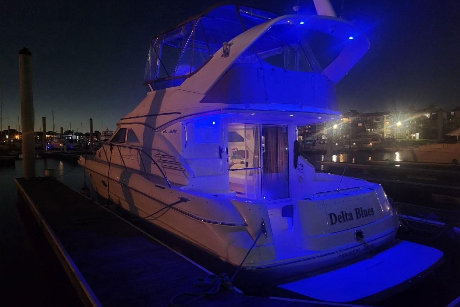 1999 Sea Ray 400 Sedan Bridge