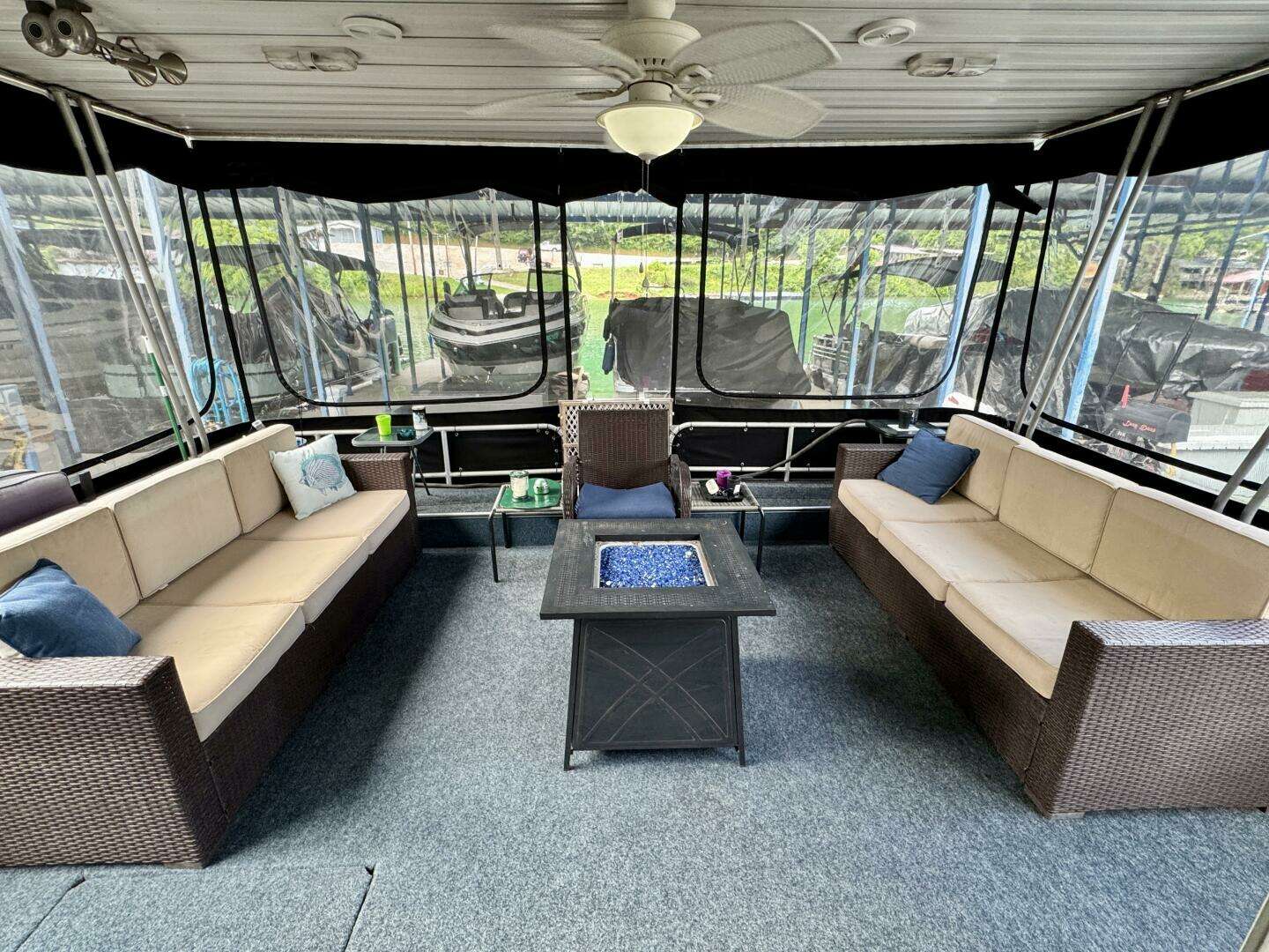 1999 Aqua Chalet 16 x 68 Widebody - Image 11