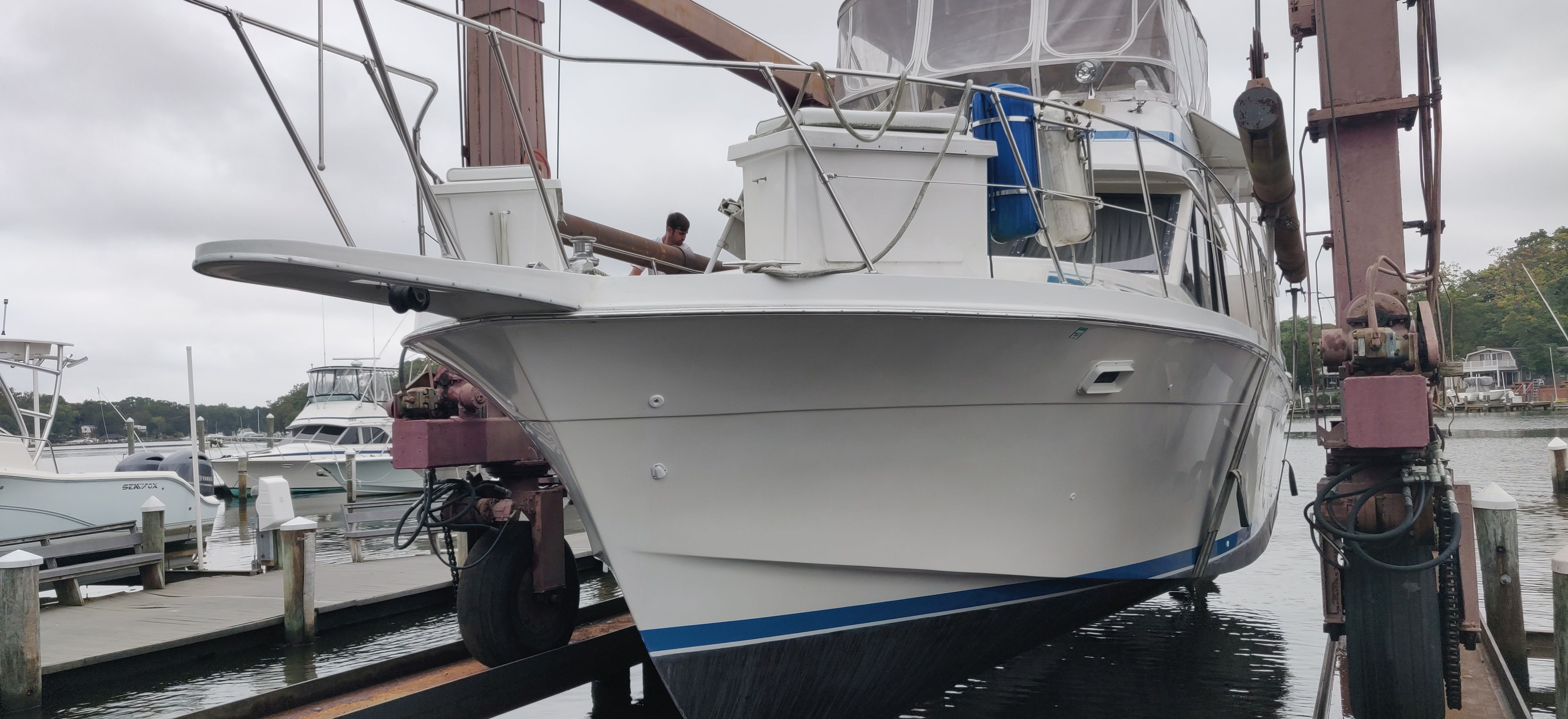 1989 Chris-Craft 427 Catalina