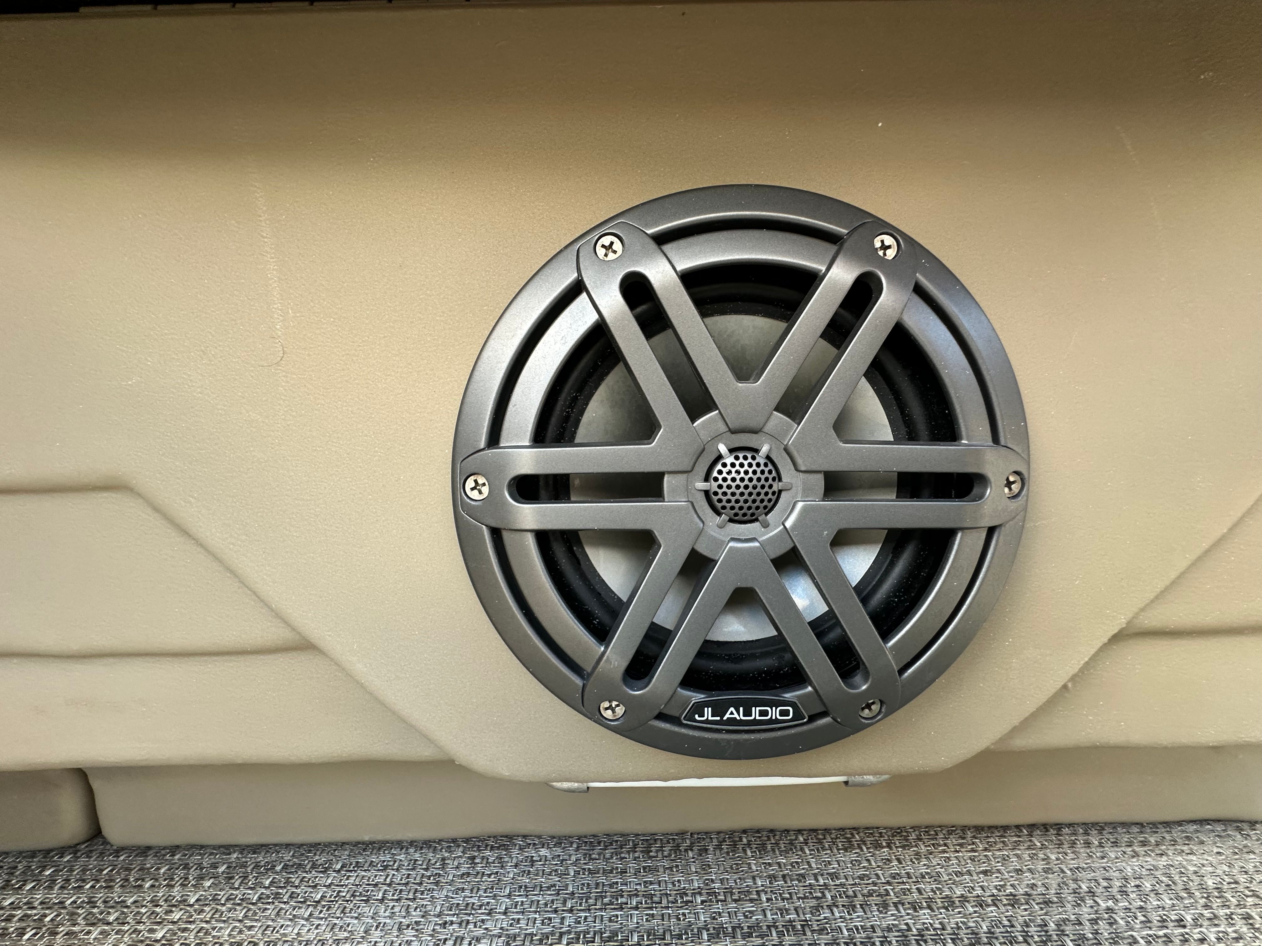JL Audio speaker in 2022 Starcraft SLS 3 boat.