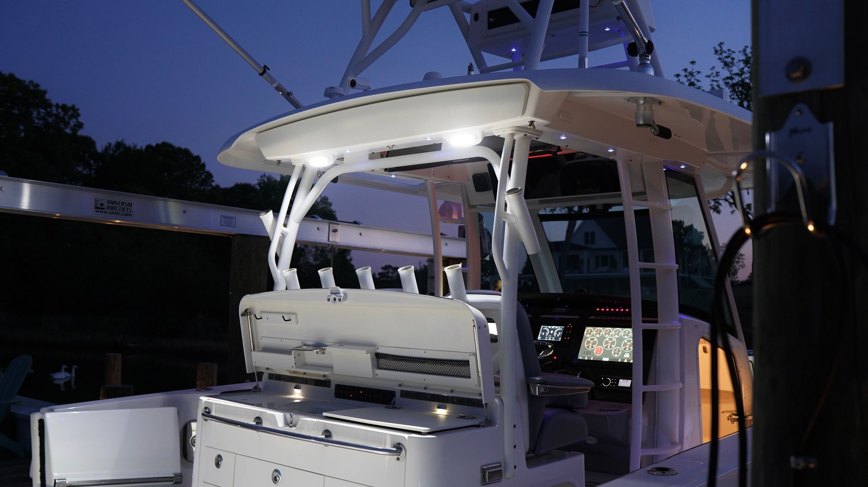 2013 Boston Whaler 350 Outrage - 188