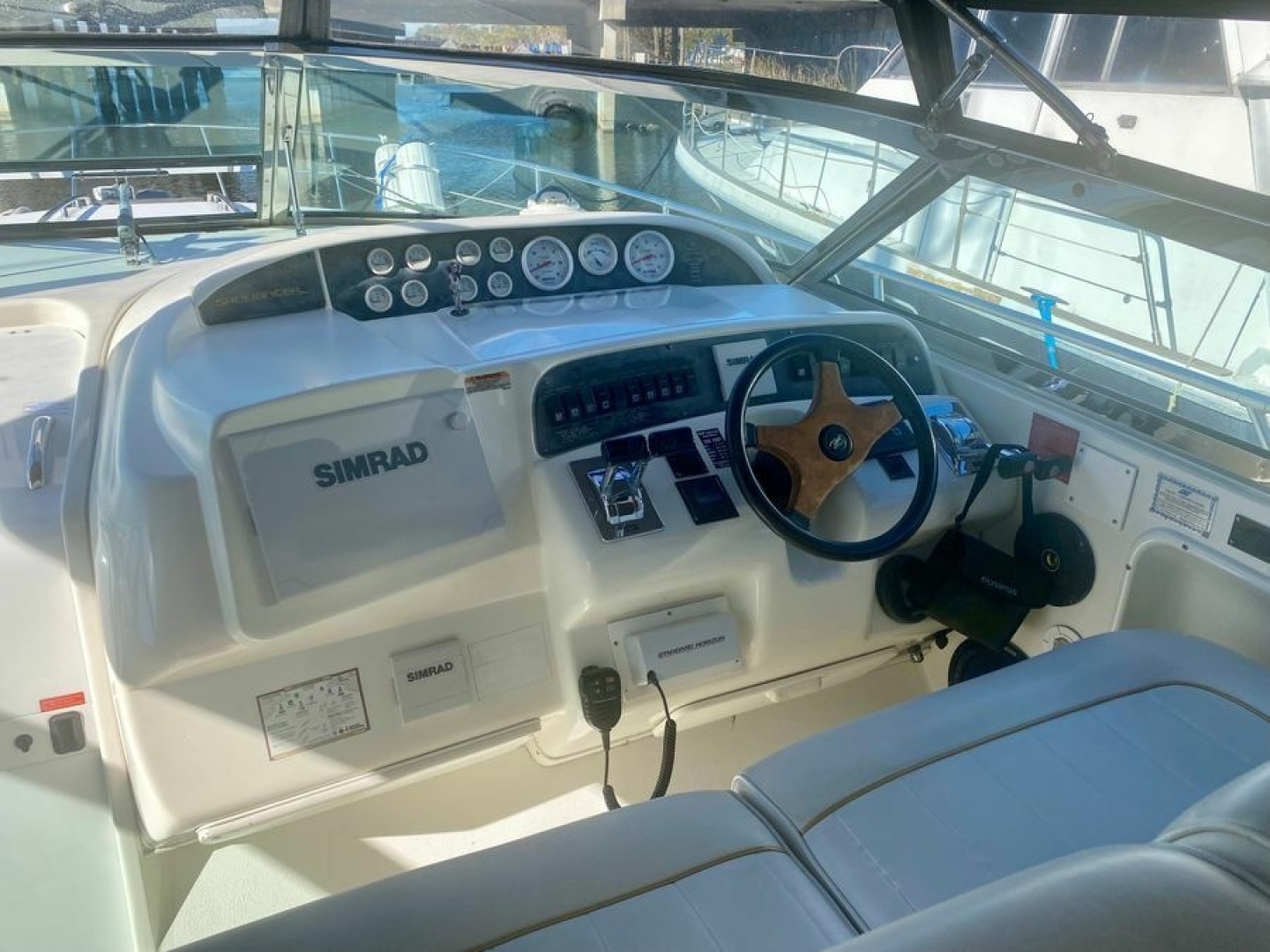 1995 Sea Ray — - Image 3
