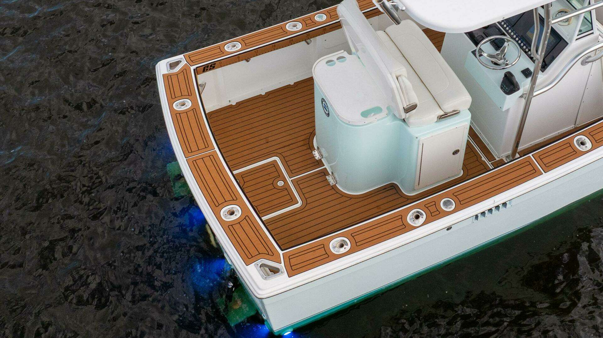 2009 Bimini 24 Center Console - Image 13