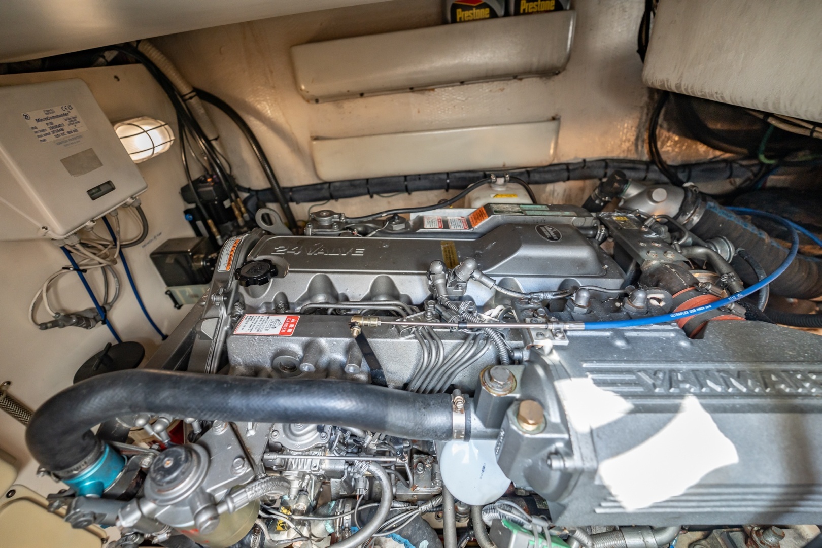 2004 Luhrs 320 Open - Image 46
