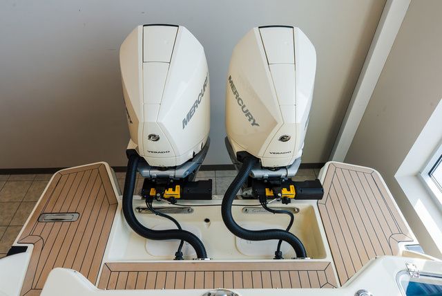 2026 Chris-Craft 28 Calypso - 2