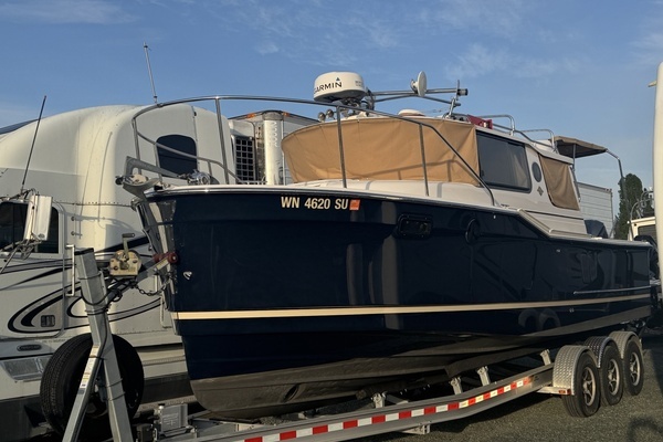 2020 Ranger Tugs R-27