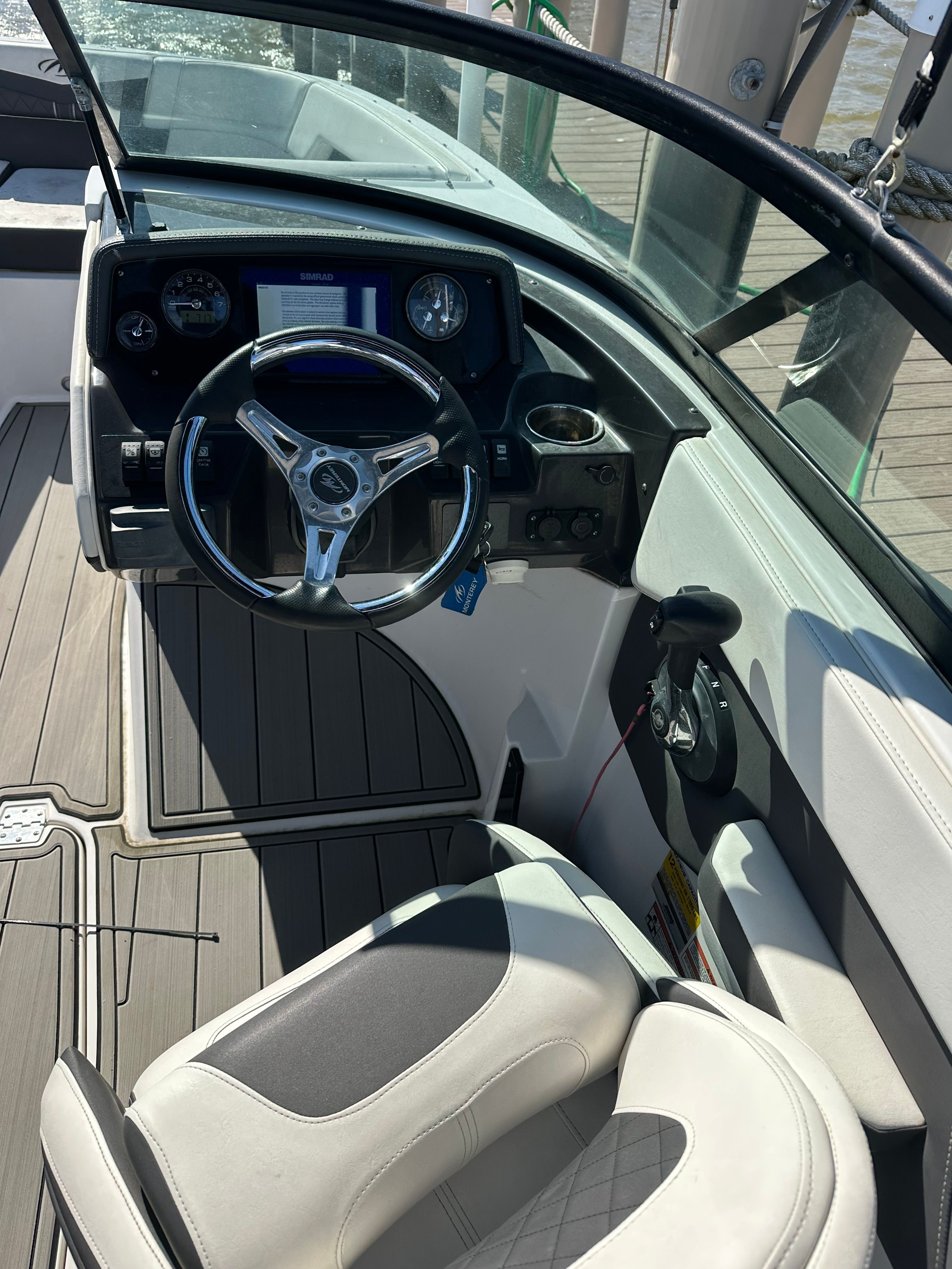 2022 Monterey M-225 - 7
