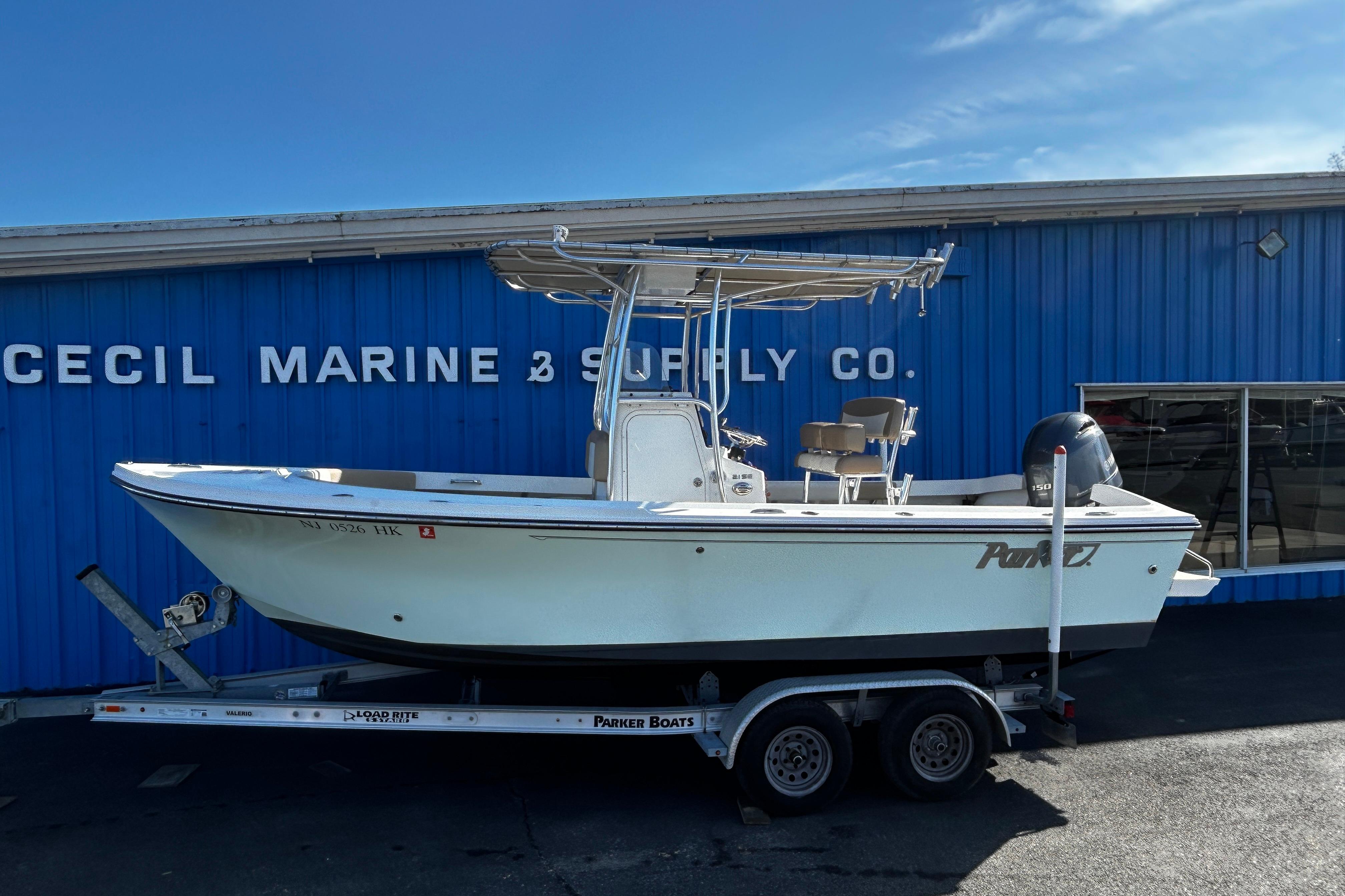 2019 Parker 21 Special Edition