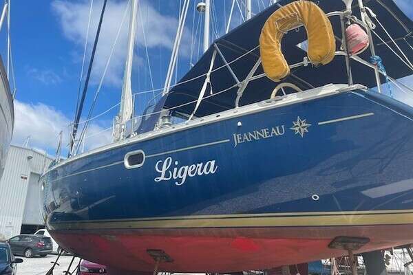 2002 Jeanneau 45.2