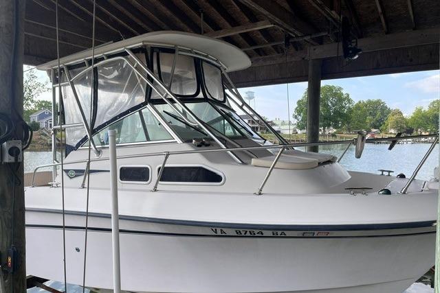 2002 Grady-White Gulfstream 232
