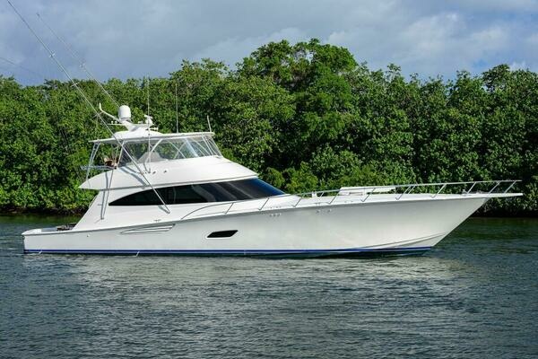 2019 Viking 80 Convertible